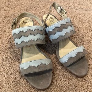 Amalfi Rangoni Ivano Blue Grey Suede Sandals NWB